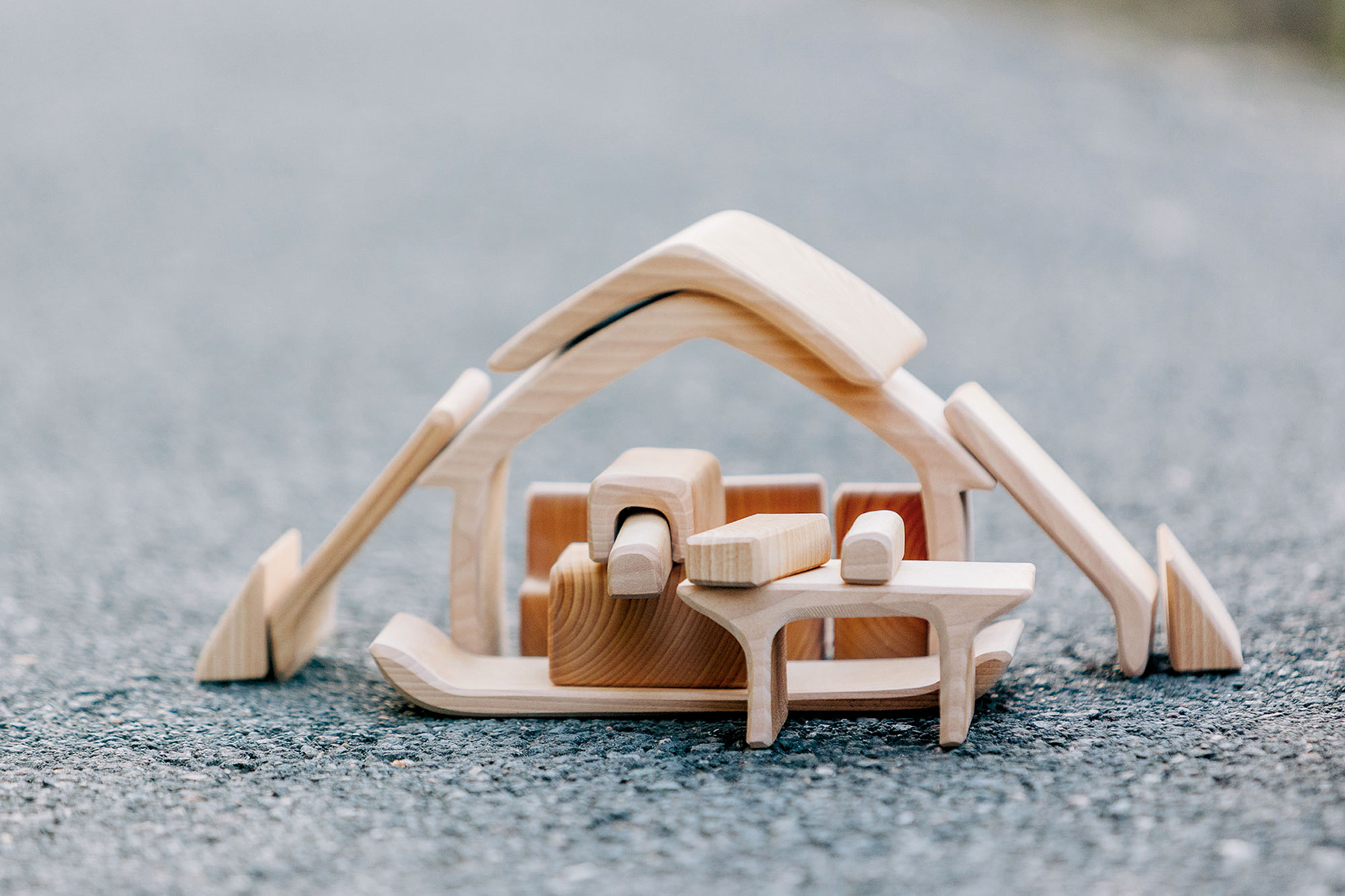 Haus mit Möbel, natur